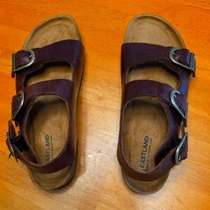 Eastland Brown Sandals with Adjustable Straps and Contoured Footbed. NWOT